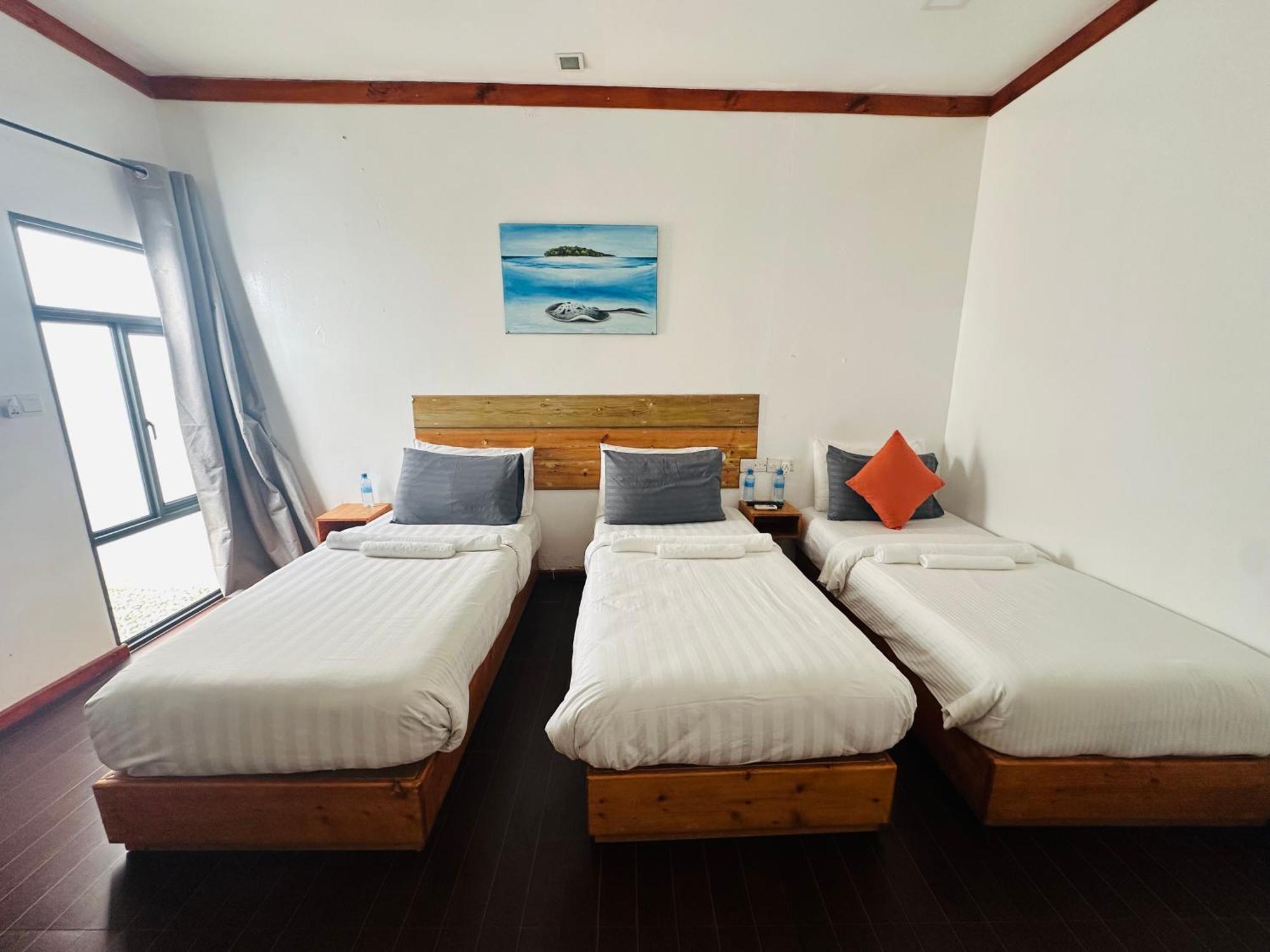Pelican Beach Maafushi Esterno foto